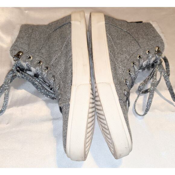 Old Navy Women's Gray Felt High Top Shoes Booties Lace Up Size 7 Faux Fur Trim - Picture 6 of 9